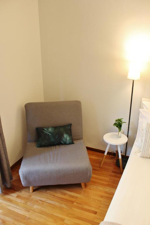 Posedenie v ubytovaní Athenian Hub Luxe Loft