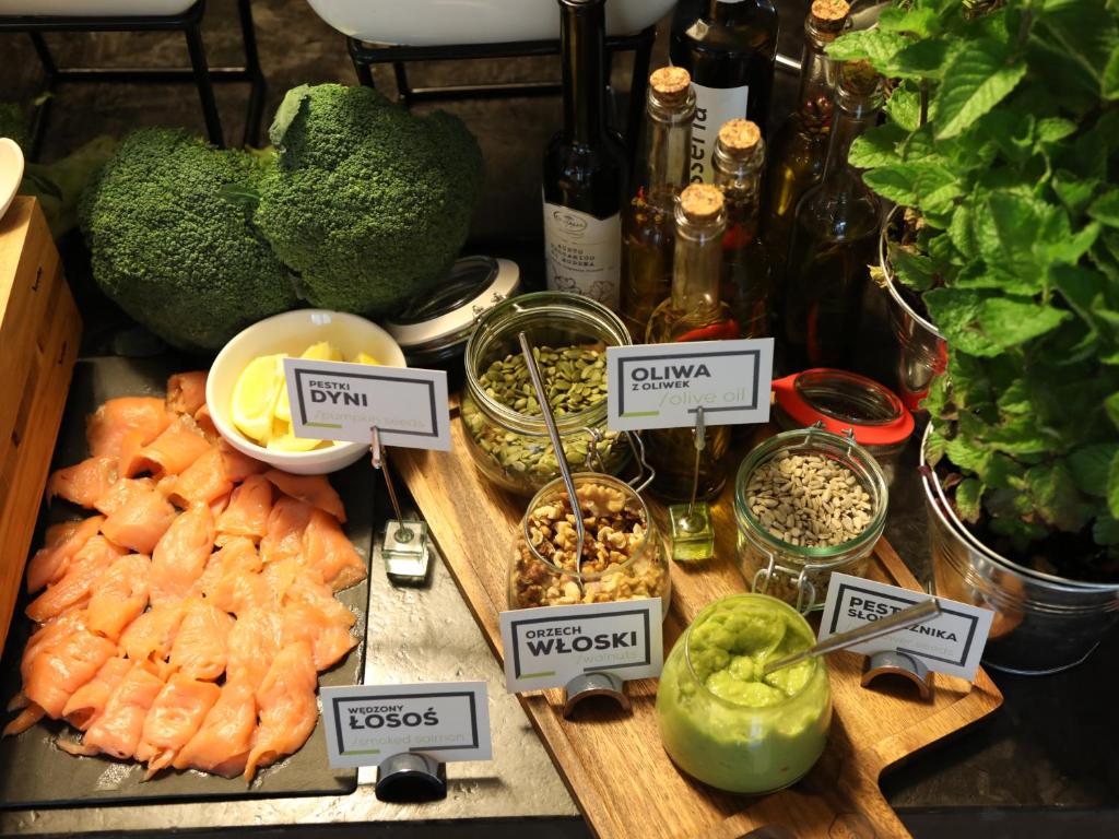 Q Hotel Plus Katowice - Resim 25