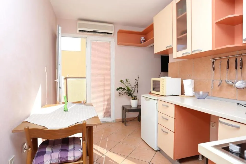 Apartments with WiFi Split - 17706, Split, Croatia