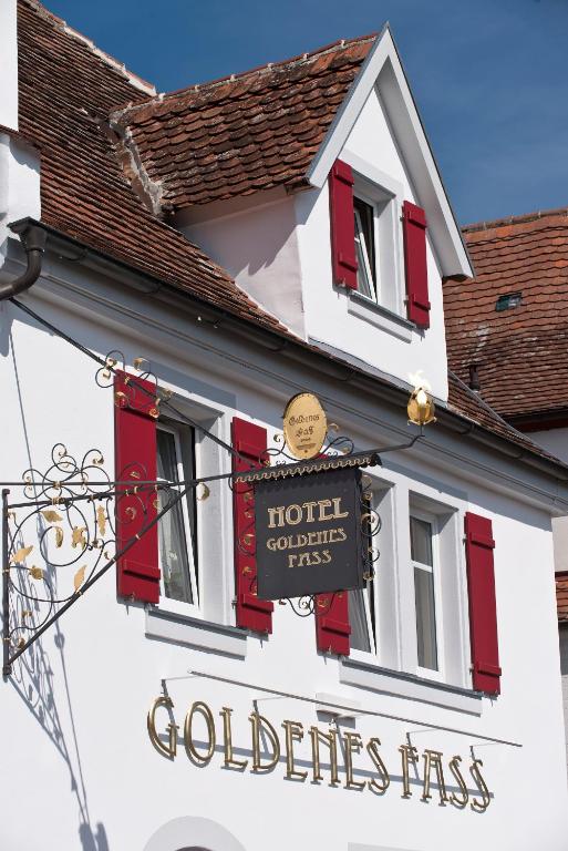 Certifikát, hodnocení, plakát nebo jiný dokument vystavený v ubytování Hotel Goldenes Fass in Rothenburg ob der Tauber