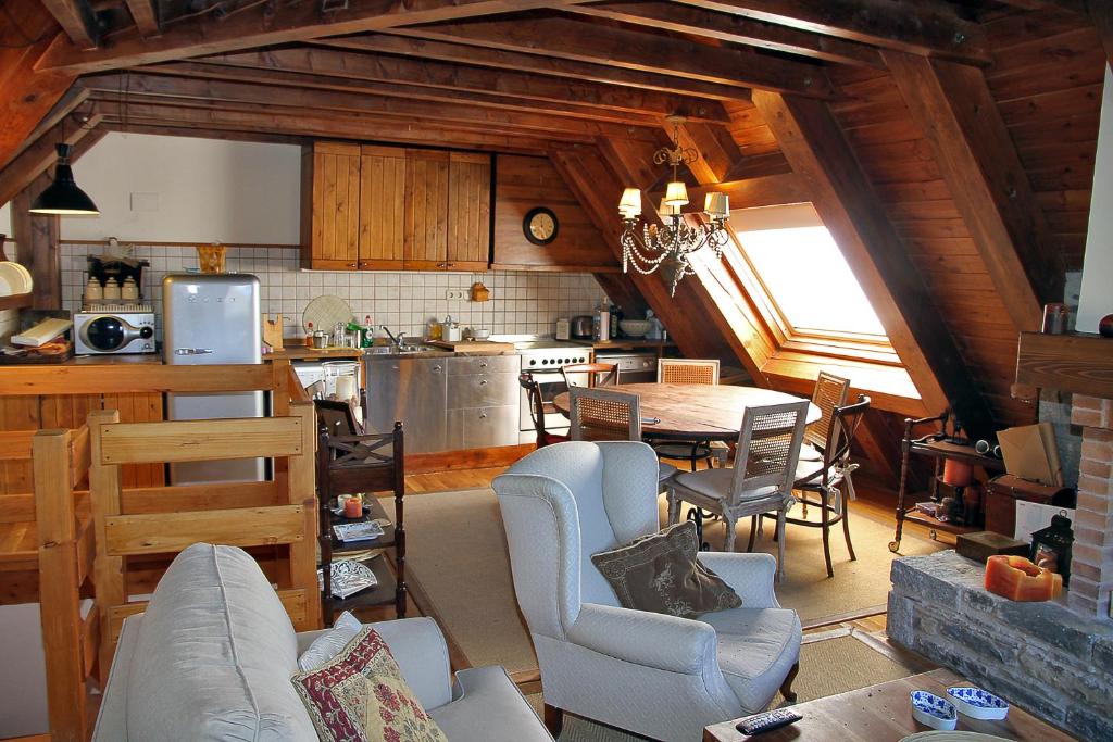 Kuchyň nebo kuchyňský kout v ubytování Salardu centro atico duplex NA