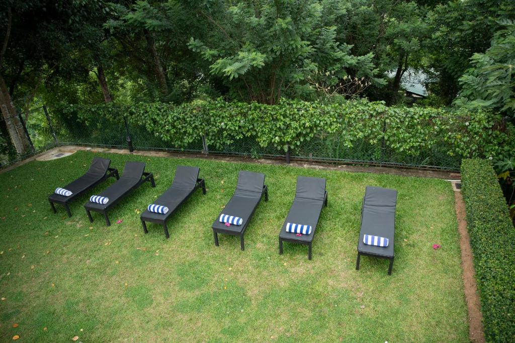 Zahrada ubytování Melheim Kandy Villas