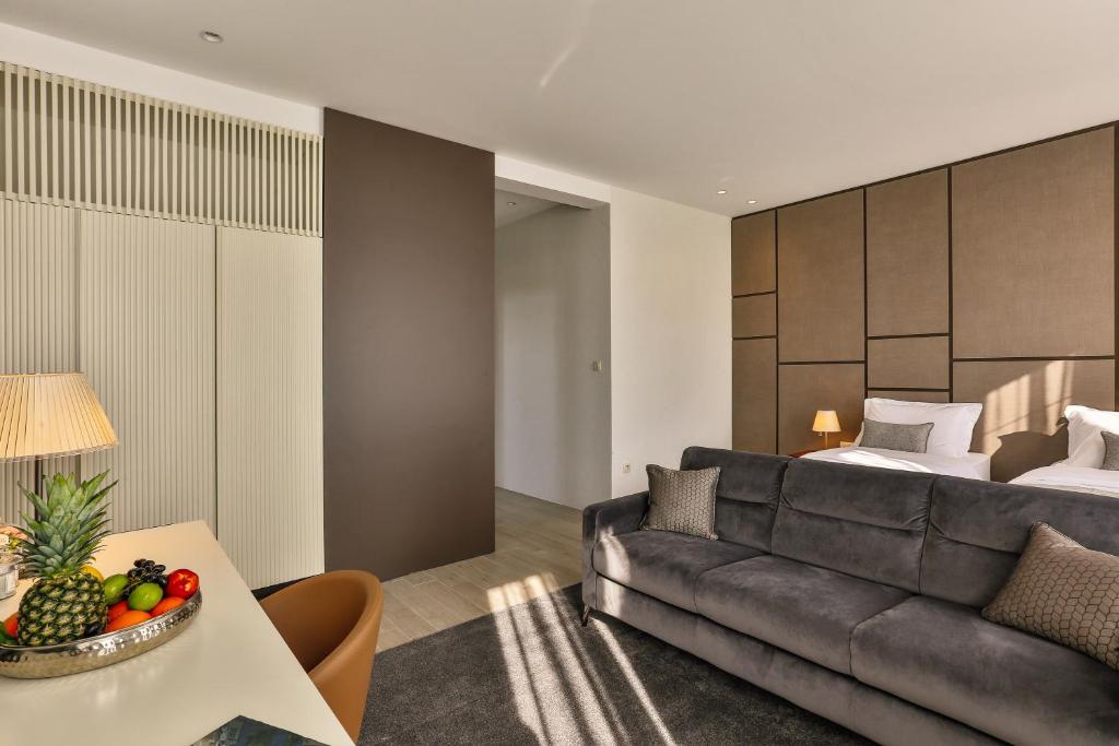 Avanti Hotel & Spa - 16