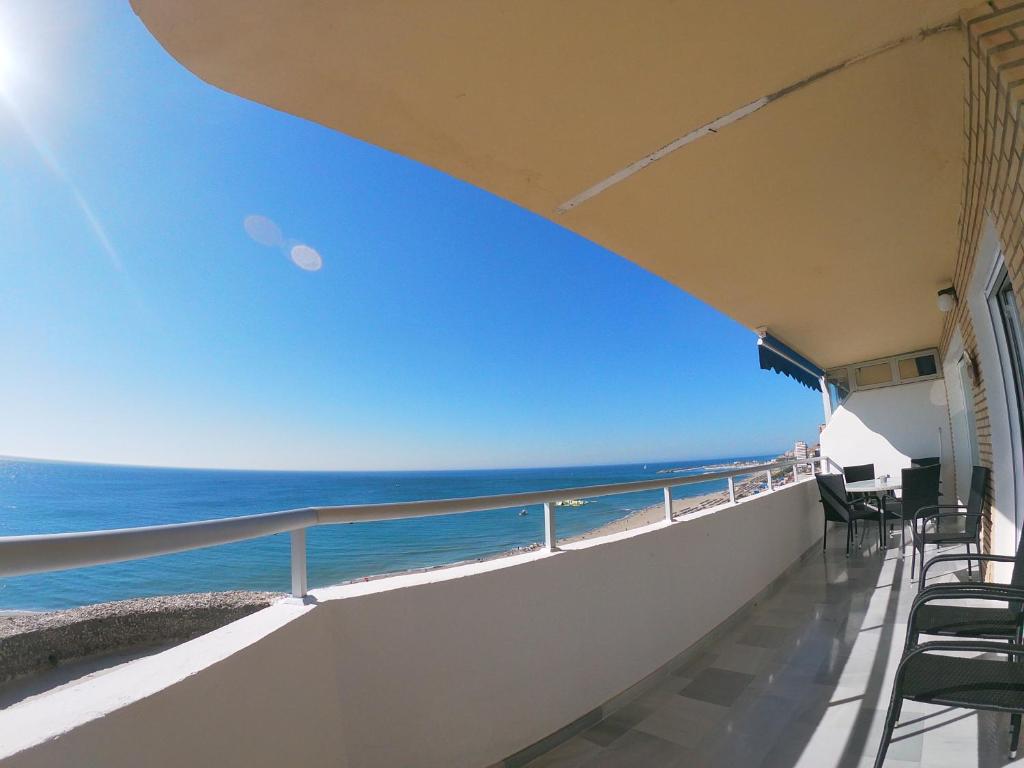 Beach Front Penthouse - Fuengirola, Fuengirola – Bijgewerkte ...