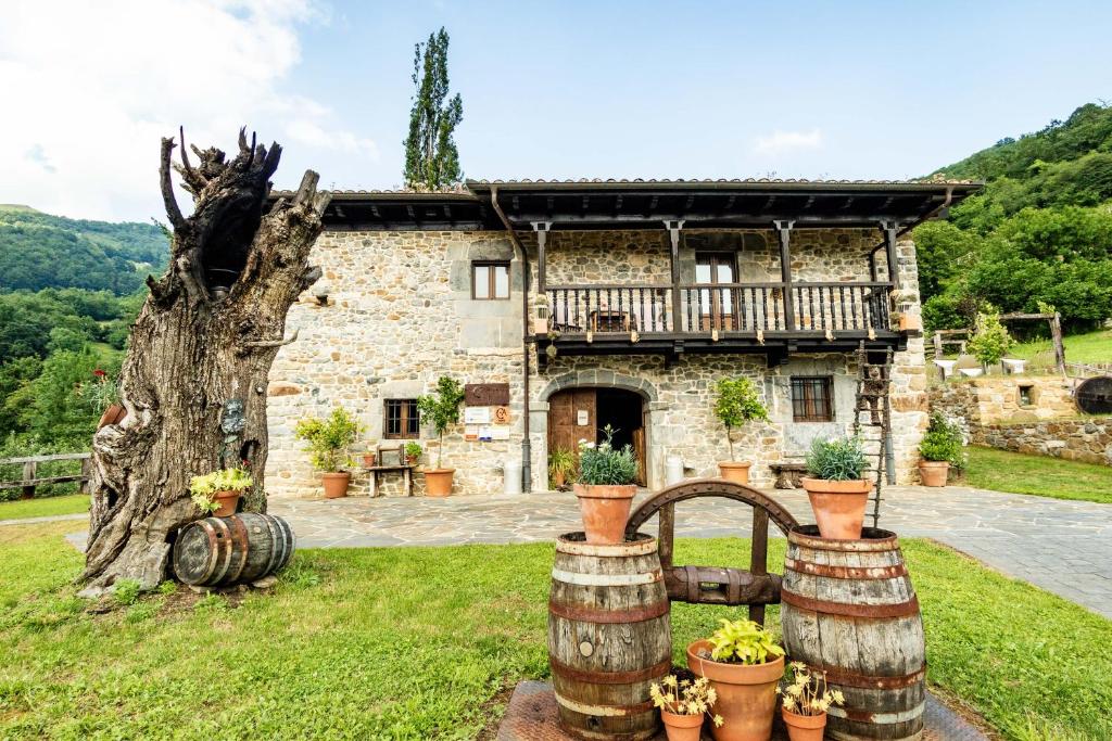 Casona de El Castañiu Casona de El Castañiu