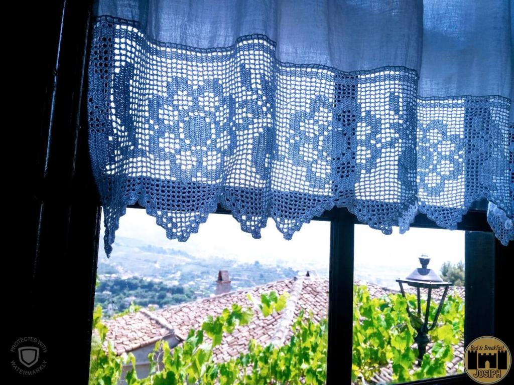 Fotografie z fotogalerie ubytování Bed & Breakfast JOSIPH v destinaci Berat