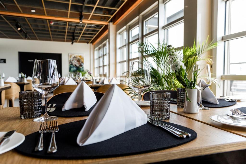 GINN Hotel Hamburg Elbspeicher - Resim 18