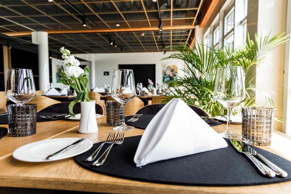 Restaurace v ubytování GINN Hotel Hamburg Elbspeicher
