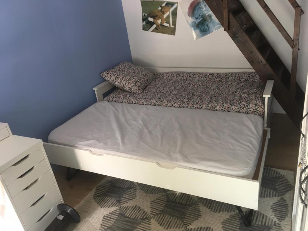 Postel nebo postele na pokoji v ubytování Maison avec jardin Crest