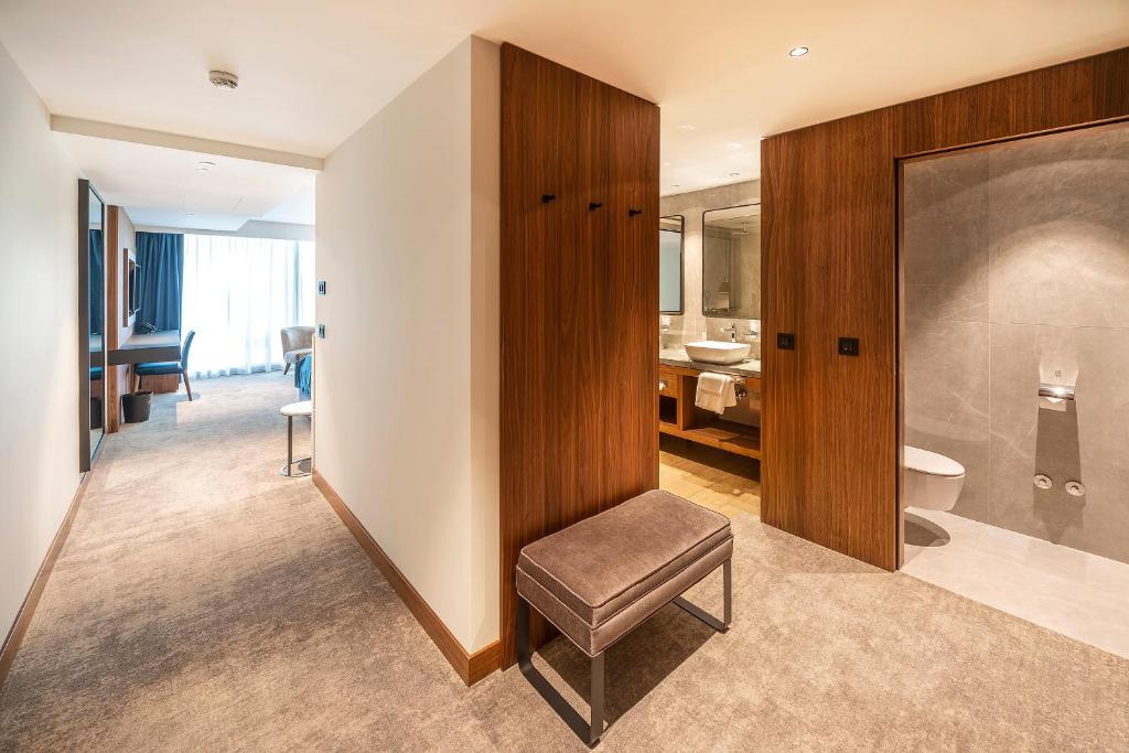 Luxury Hotel Riva - 2