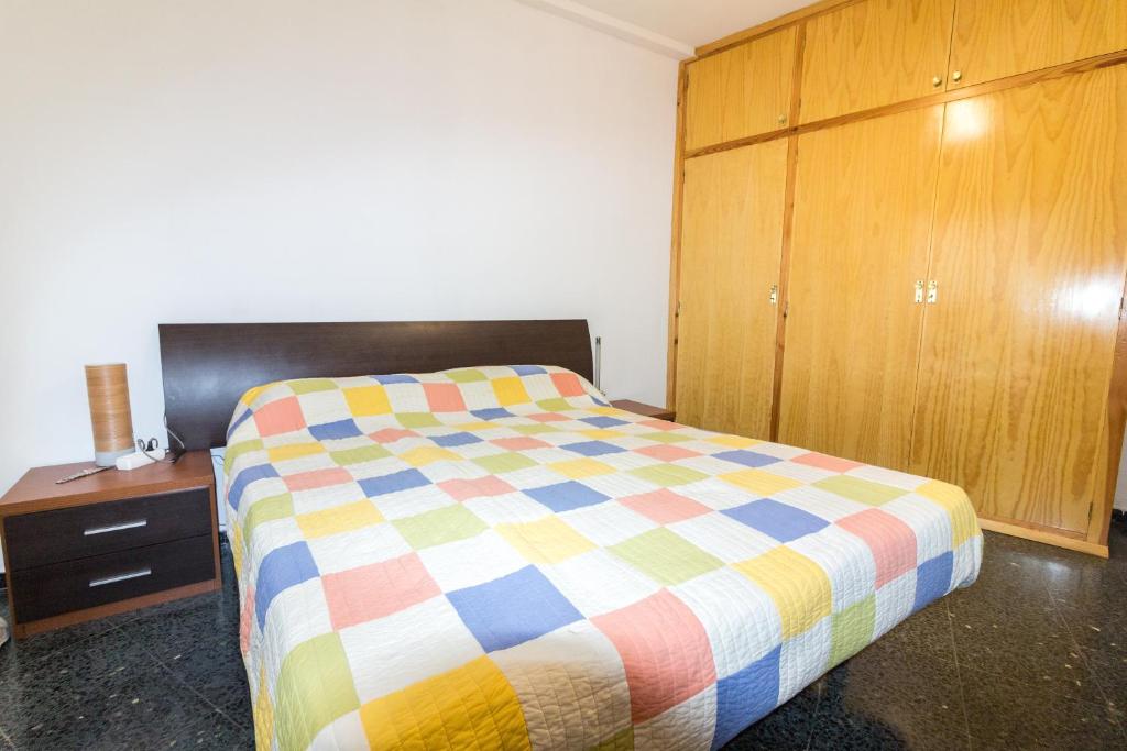 Postel nebo postele na pokoji v ubytování Biescas Doctor Fleming reg19-226