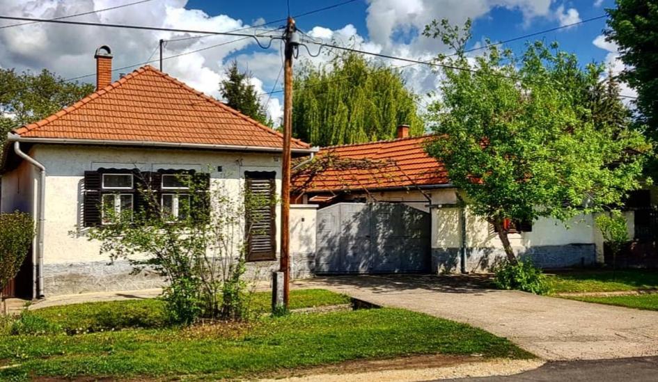 Budynek, w którym mieści się dom wakacyjny