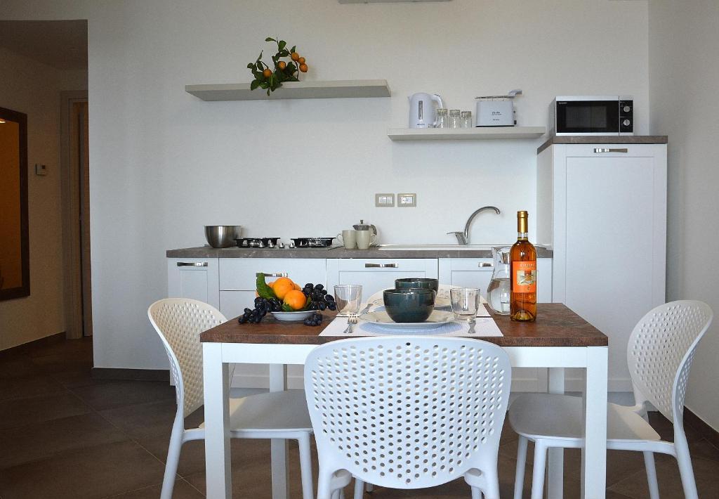 Kuchyň nebo kuchyňský kout v ubytování ZI DIMA APARTMENTS