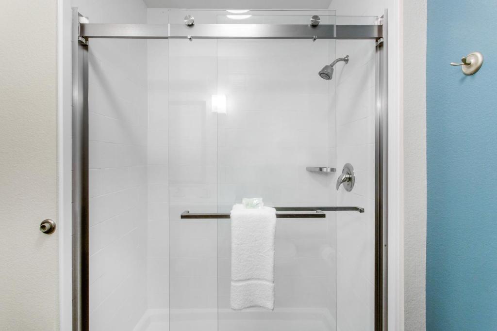 Sleep Inn & Suites Monroe - Woodbury - Room King Con Ducha Enrollable: Accesible/no Fumar