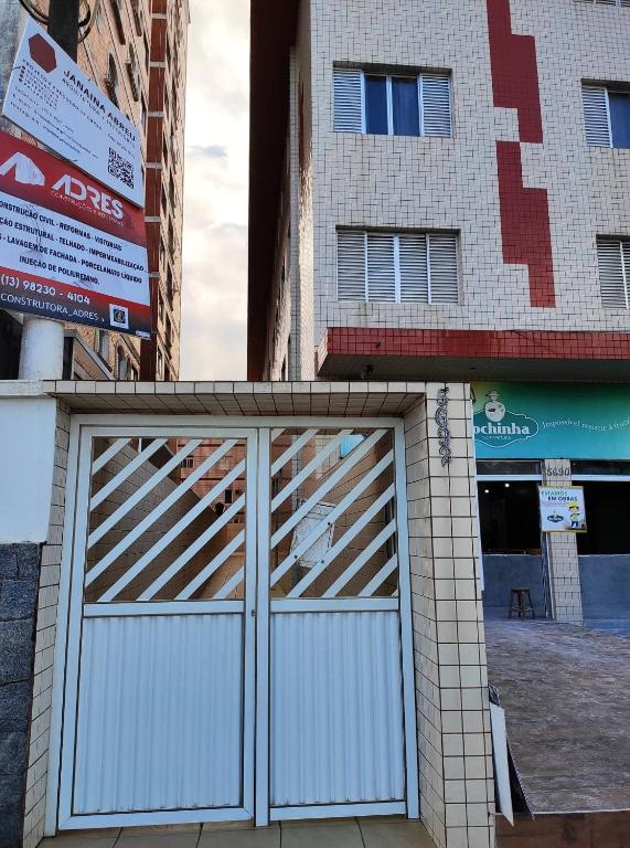  Apartamento pé na areia de frente para a praia - Vila Tupi