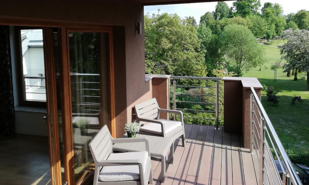 Balkón alebo terasa v ubytovaní Gdynia Orlowo Honey Apartment