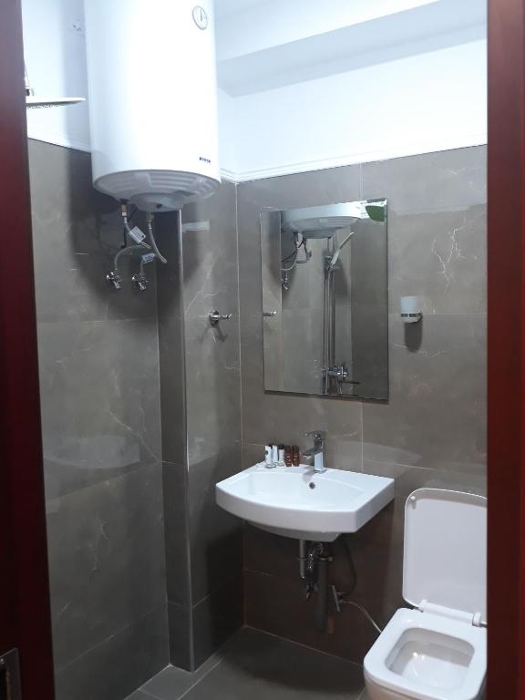 Koupelna v ubytování British Hotel Pogradec