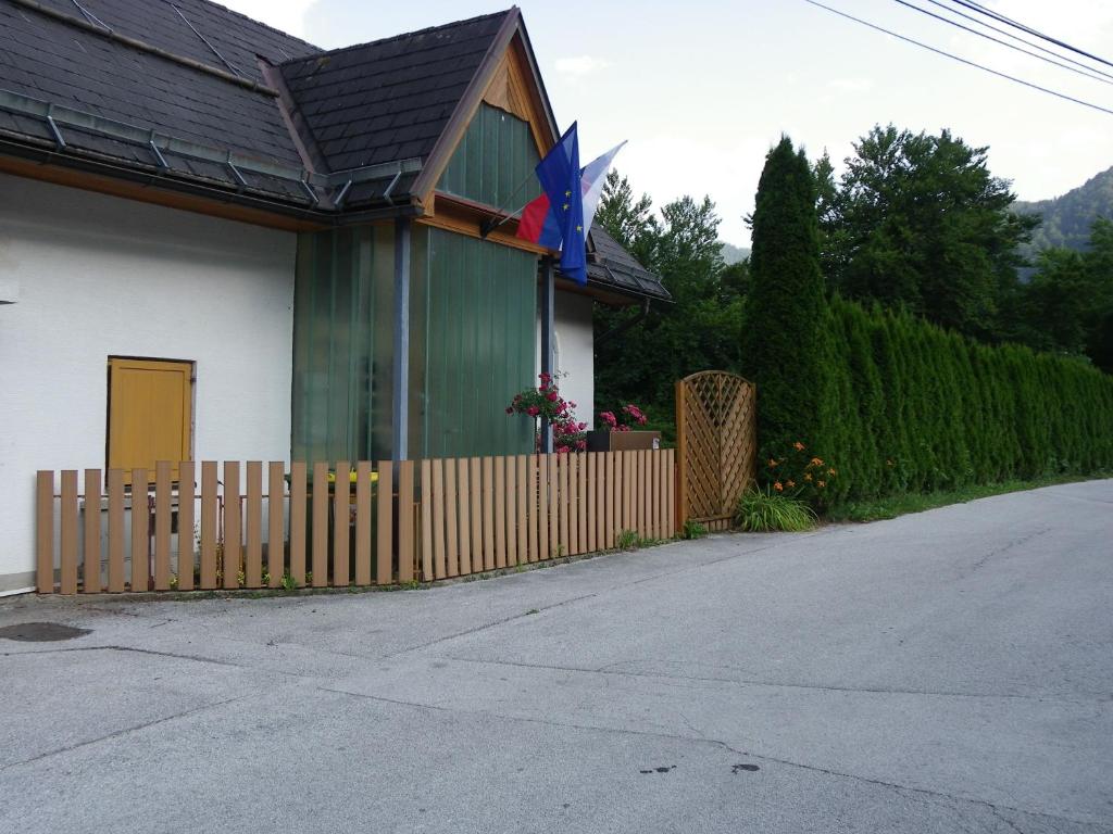 Budova, kde se apartmán nachází