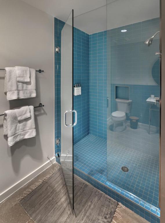 Bagno di The Ruby Hotel