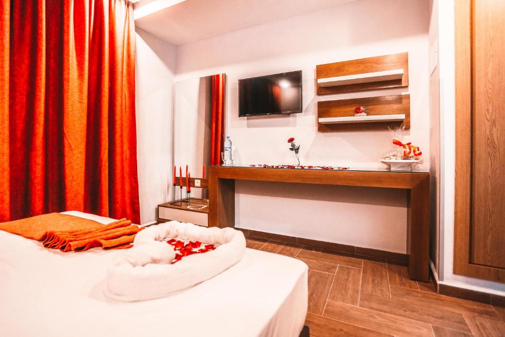 Postel nebo postele na pokoji v ubytování HOTEL MAKARIM TETOUAN