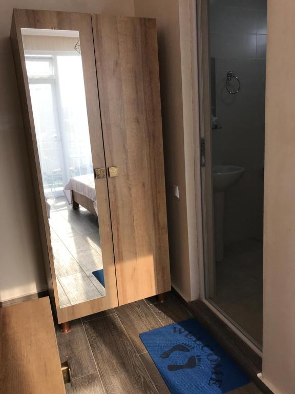 Postel nebo postele na pokoji v ubytování Hotel CHARLI