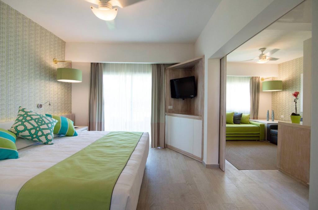 Grand Sirenis Punta Cana Resort & Aquagames - All Inclusive - Suite Familiar