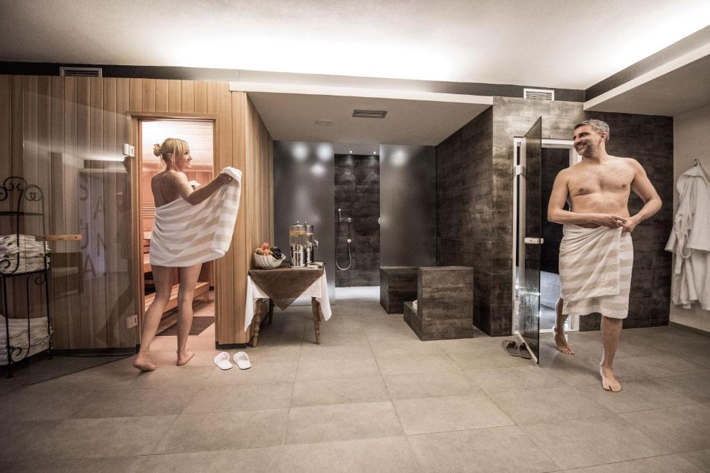 Łazienka w obiekcie Hotel Krondlhof