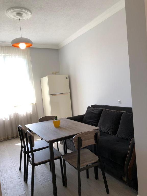 Kuchyň nebo kuchyňský kout v ubytování Hotel CHARLI