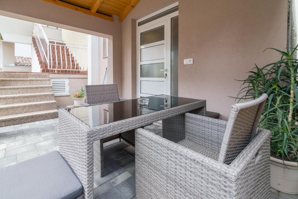 Posedenie v ubytovaní Apartmani Drago