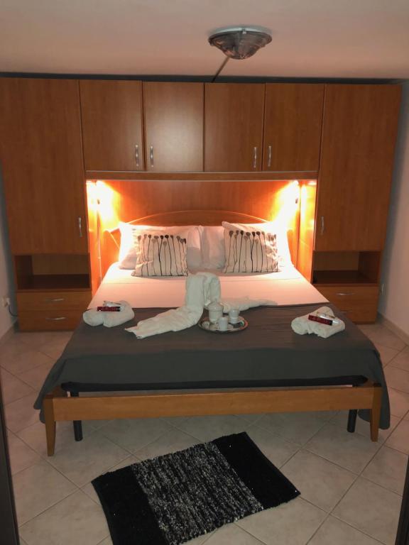 A bed or beds in a room at Ester