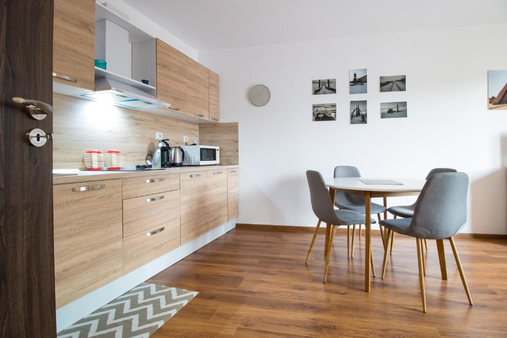 Art and bright apartment in central Plov