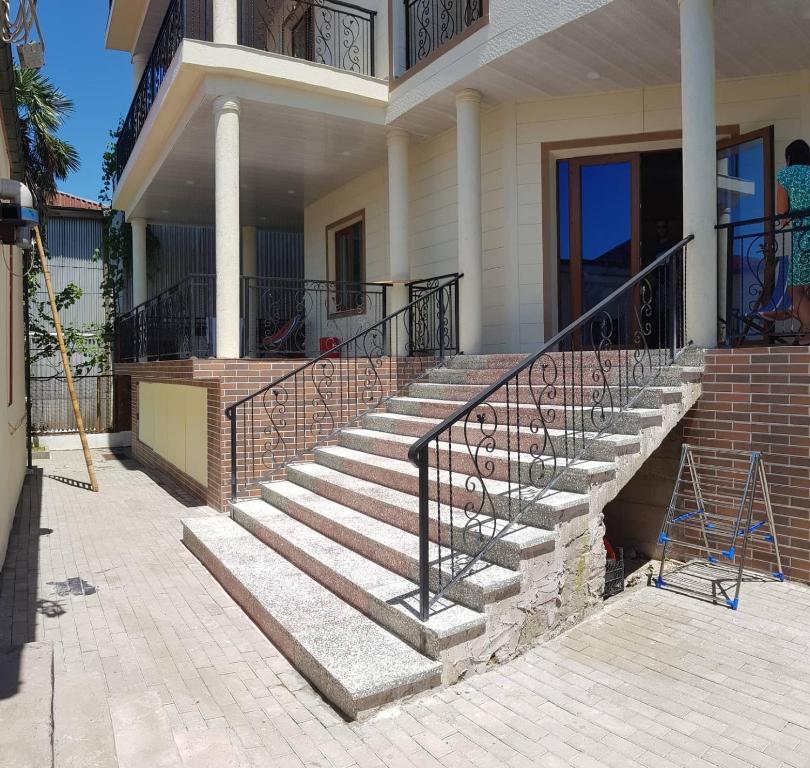 Fotografie z fotogalerie ubytování Guest House MARINA v destinaci Kobuleti
