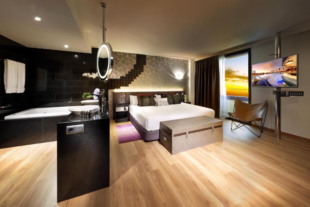 Hard Rock Hotel Tenerife - Rock Royalty Studio Suite