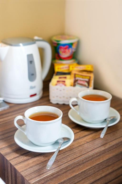 Set per la preparazione di tè e caffè presso LeGreen Suite Poso
