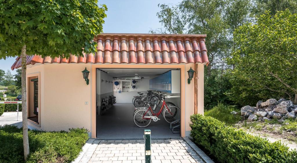 Jízda na kole v ubytování Hotel Mutz Garni nebo okolí