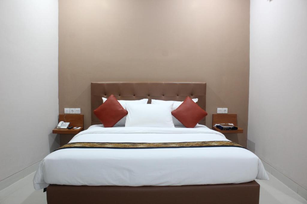 Mr J Suites Hotel Tegal