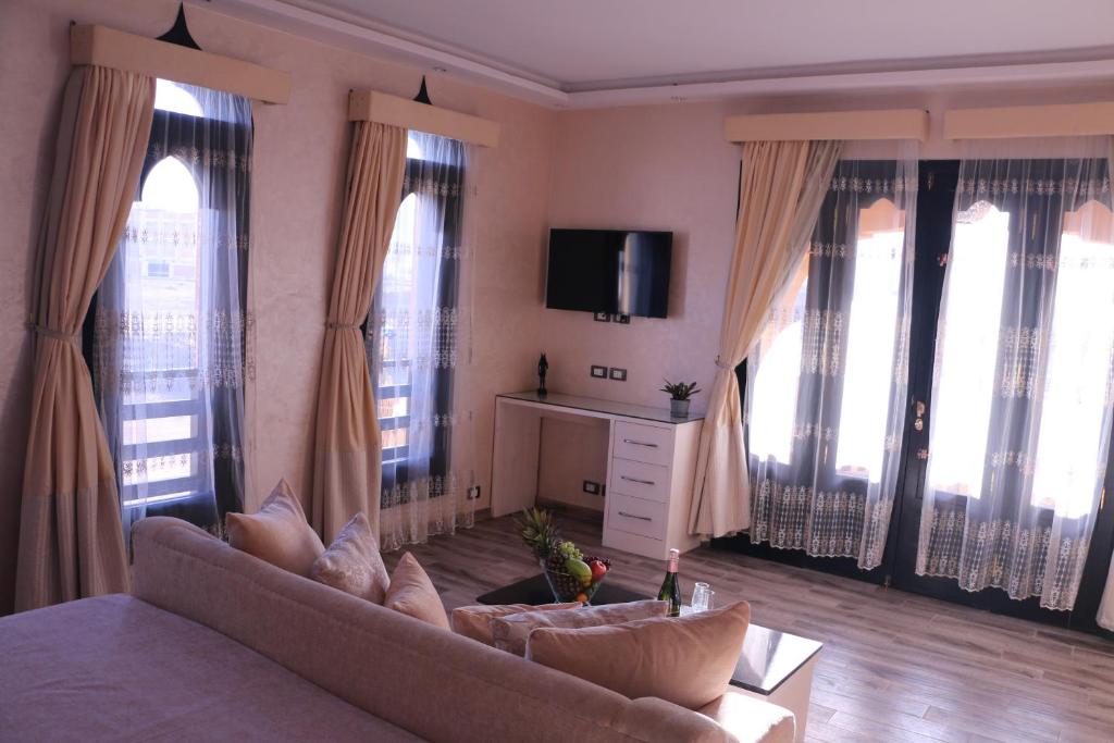 TV a/nebo společenská místnost v ubytování Casa D'or Dahab