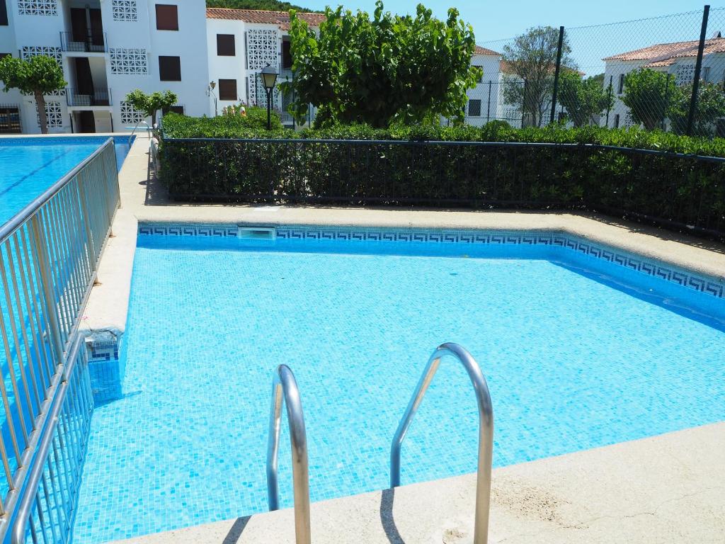 Fotografie z fotogalerie ubytování Apartamento en Calella de Palafrugell con vistas al mar, piscina y terraza v destinaci Calella de Palafrugell