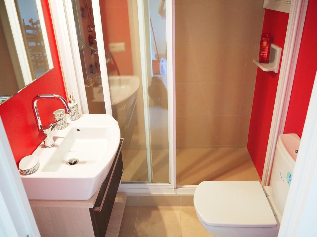 Fotografie z fotogalerie ubytování Apartamento en Calella de Palafrugell con vistas al mar, piscina y terraza v destinaci Calella de Palafrugell