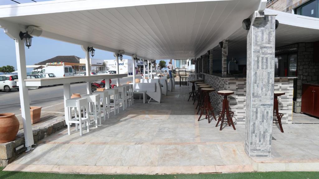 Restauracja lub miejsce do jedzenia w obiekcie Diogenis Blue Palace