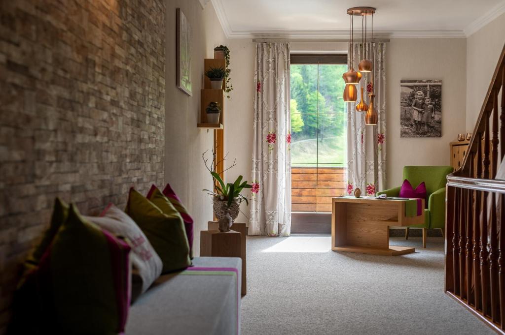 Posezení v ubytování Landhotel Hochlackenhof