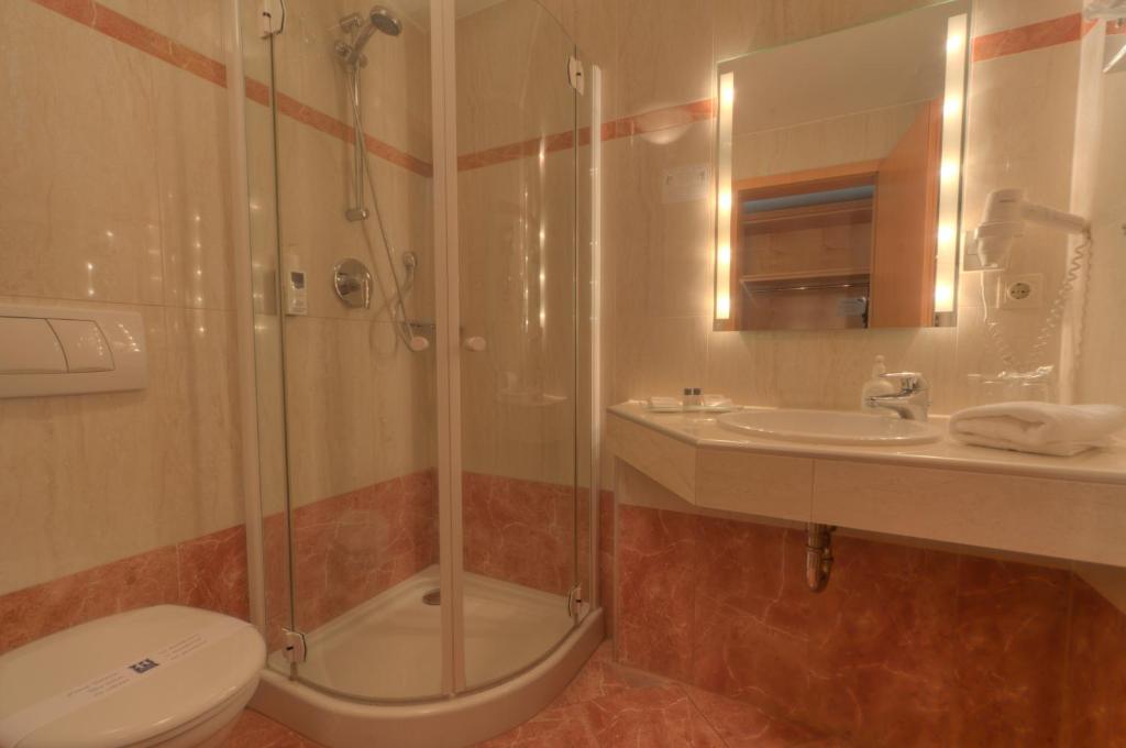 Koupelna v ubytování Hotel Lahnschleife
