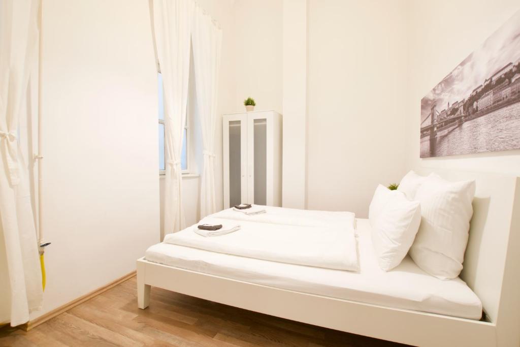 Fotografia z galérie ubytovania Standard Apartment by Hi5 - Erzsébet blv 29 v Budapešti