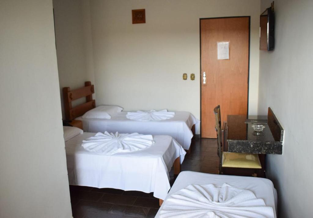  Diplomata Hotel