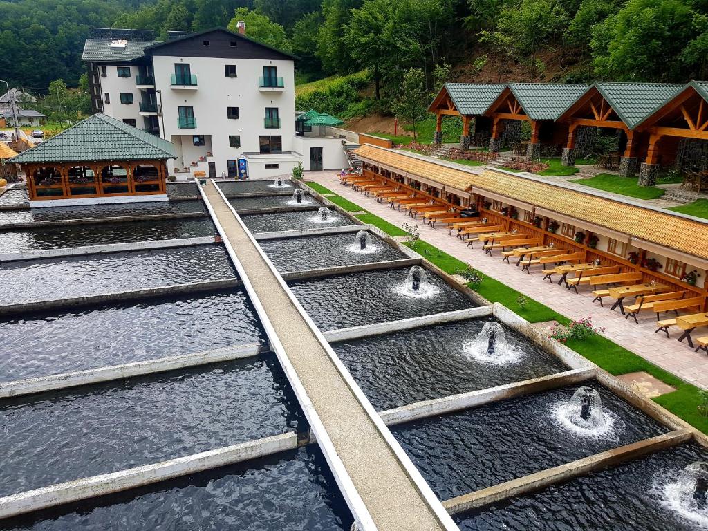Lostrita - Pastravarie, Hotel & SPA, Valea Neagră – Prețuri actualizate 2022