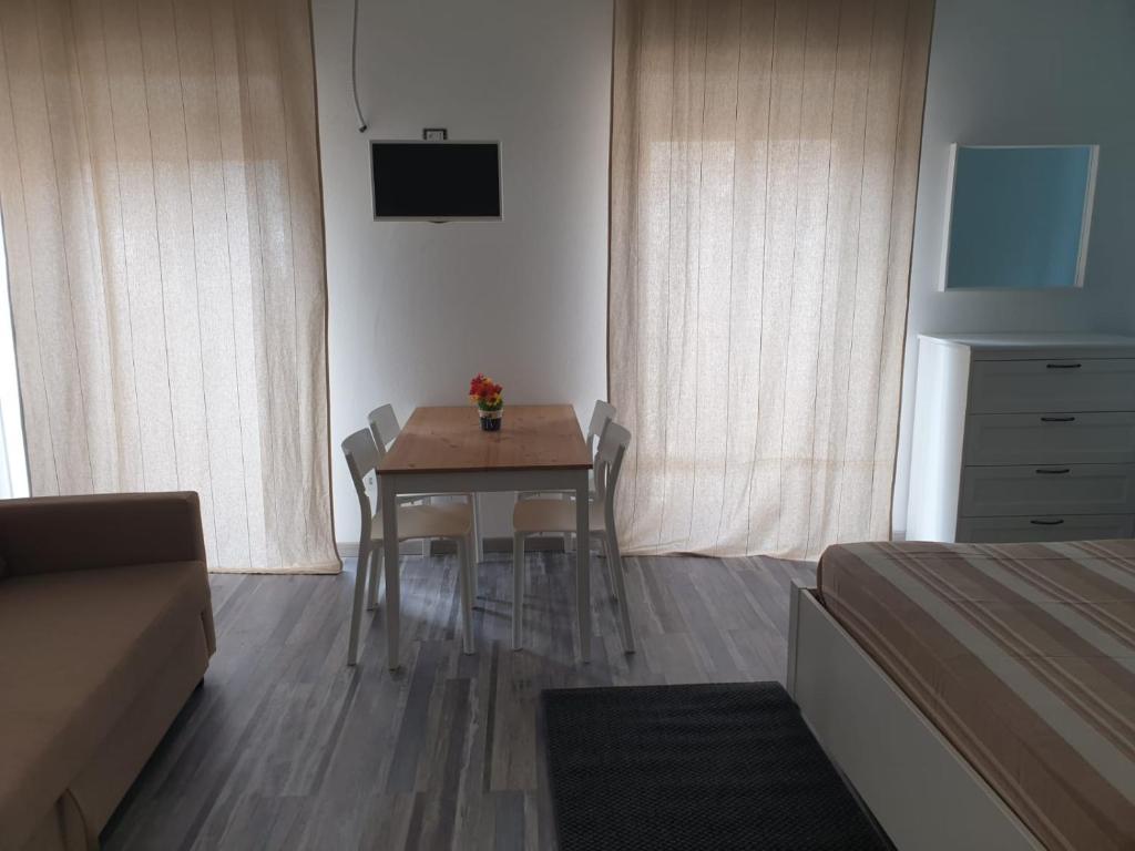 TV a/nebo společenská místnost v ubytování Lipari Suite Apartament