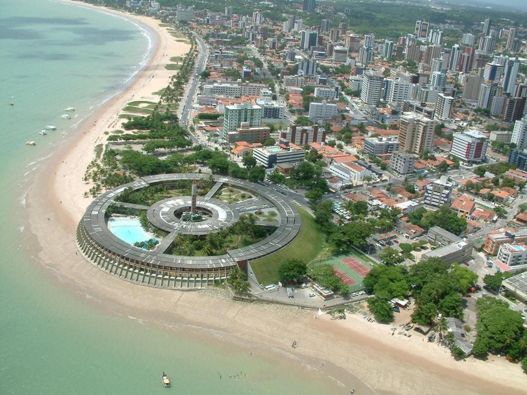  FLAT BEIRA MAR EM TAMBAÚ - JP