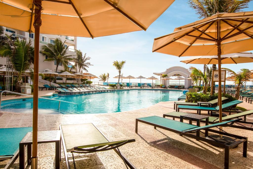Bazén v ubytování Sunscape Cancun All-Inclusive Resort & Spa nebo v jeho okolí
