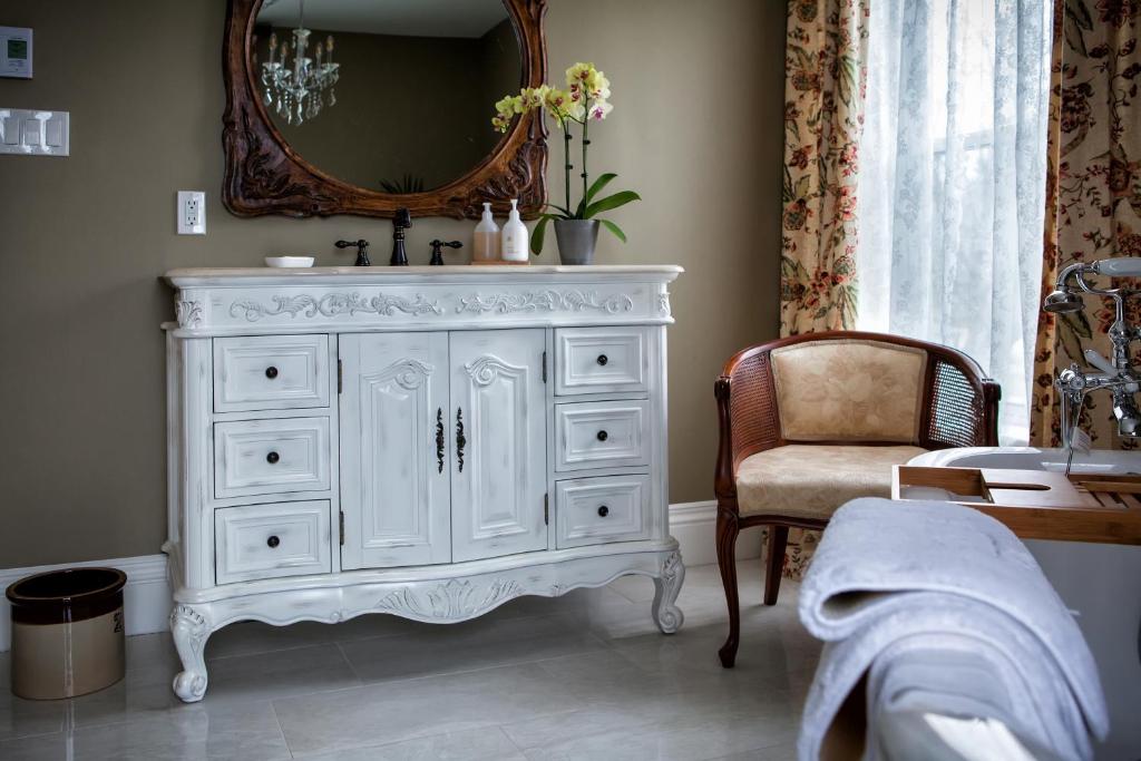 Photo from Maplehurst Manor Bed and Breakfast in Dorchester, New Brunswick, Canada