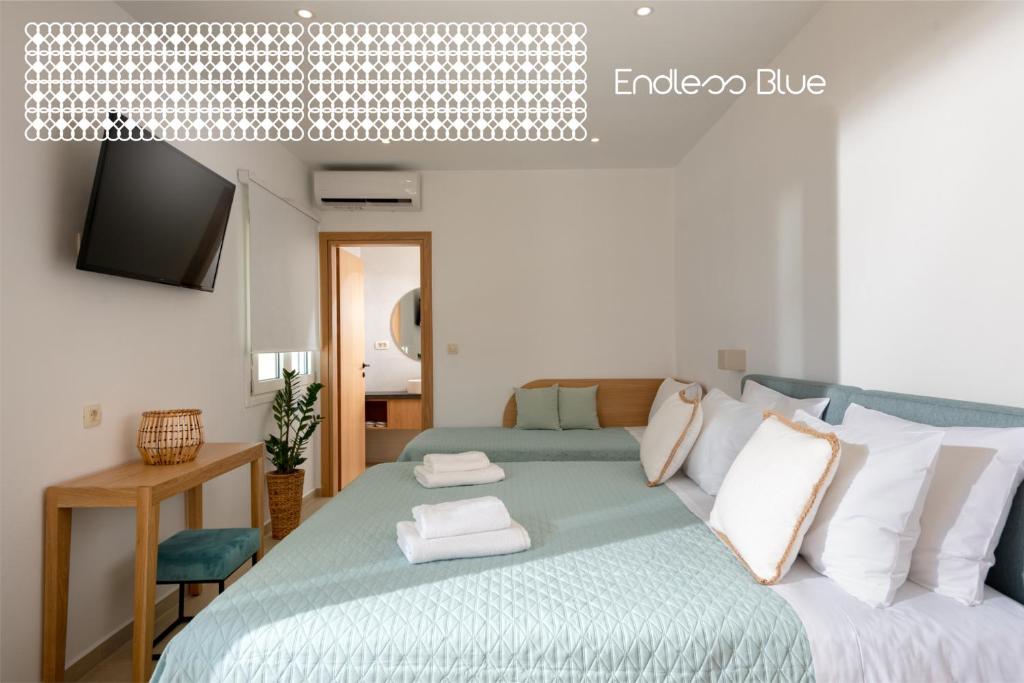 Endless Blue - Deluxe King Studio